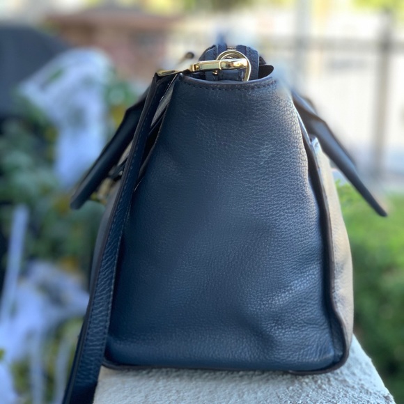 Michael Kors Cross Body Bag